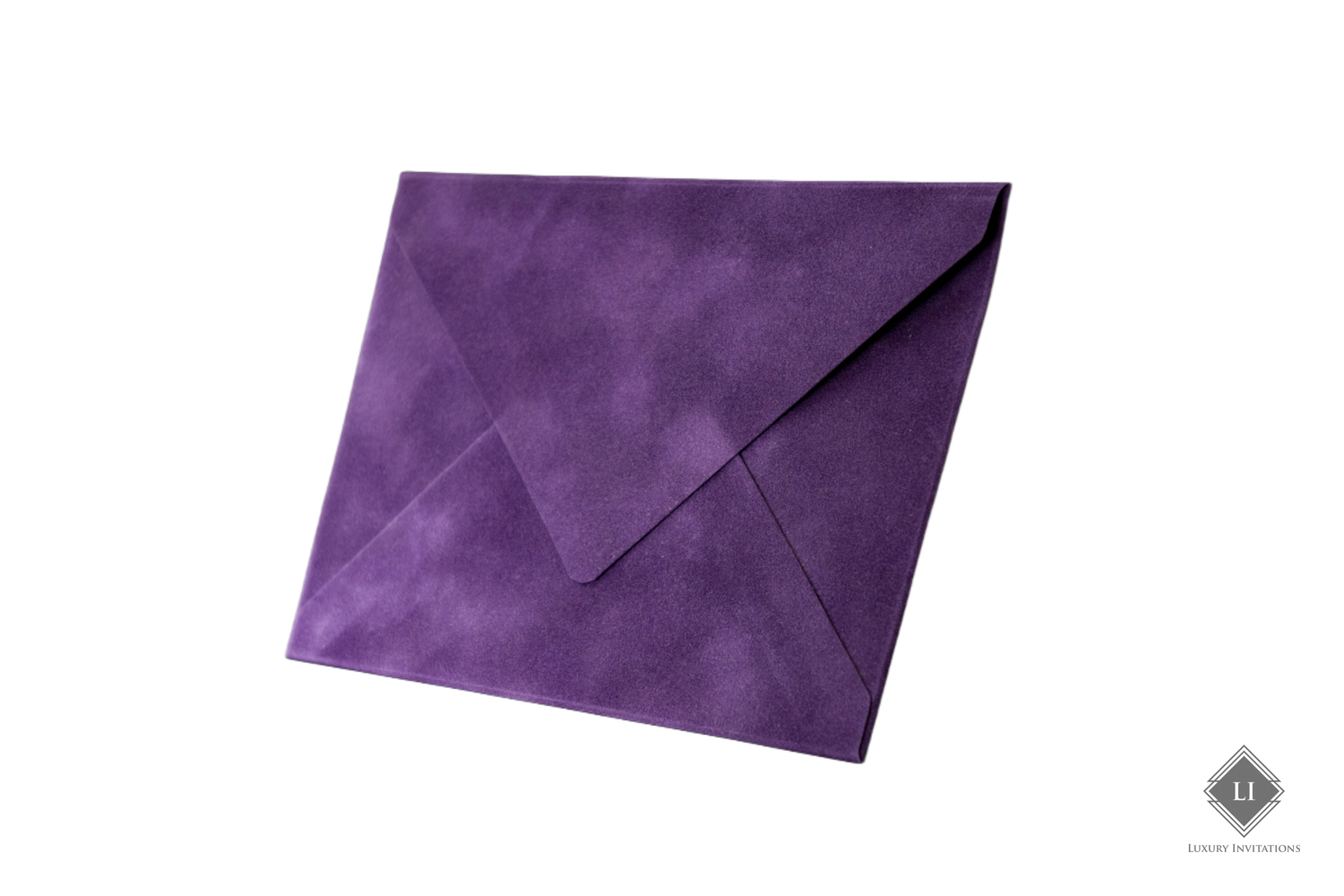 plic catifea mov nunta